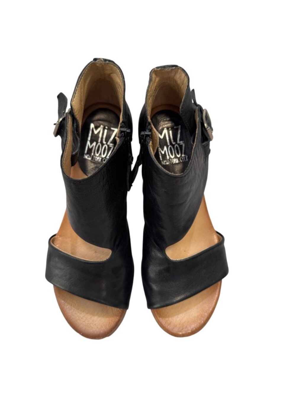 Miz Mooz Colbie Sandals Size 38 Black Leather Wedge Stack Heels Casual Classic - Picture 3 of 9